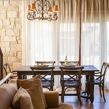 Serenity Villas, Nilie Hospitality Mgmt Lejlighed *